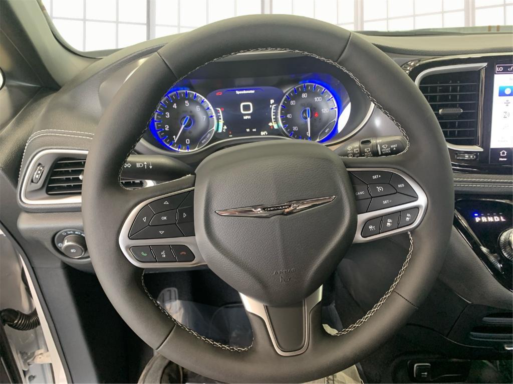 new 2026 Chrysler Pacifica car, priced at $40,773