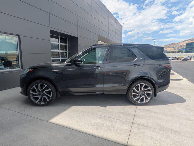 new 2025 Land Rover Discovery car, priced at $88,078