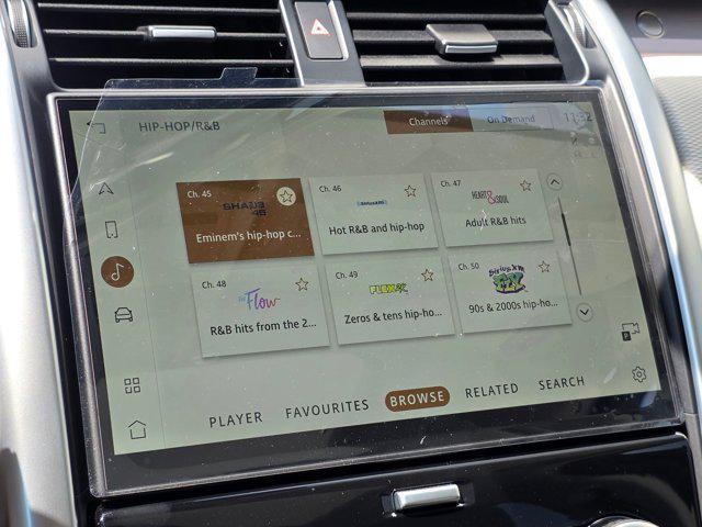 new 2025 Land Rover Discovery car, priced at $78,288