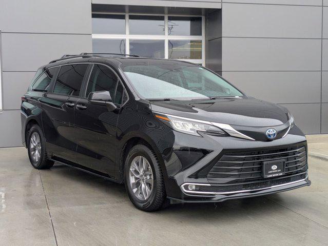 used 2023 Toyota Sienna car, priced at $45,870