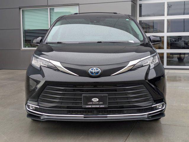 used 2023 Toyota Sienna car, priced at $45,870