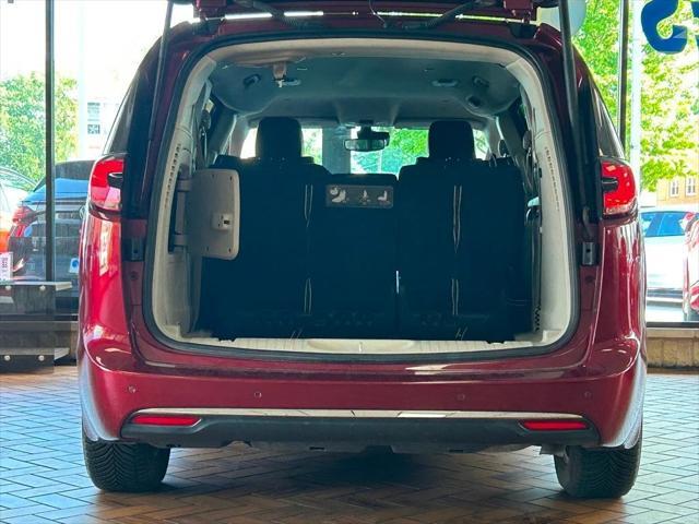 used 2021 Chrysler Pacifica Hybrid car, priced at $17,980