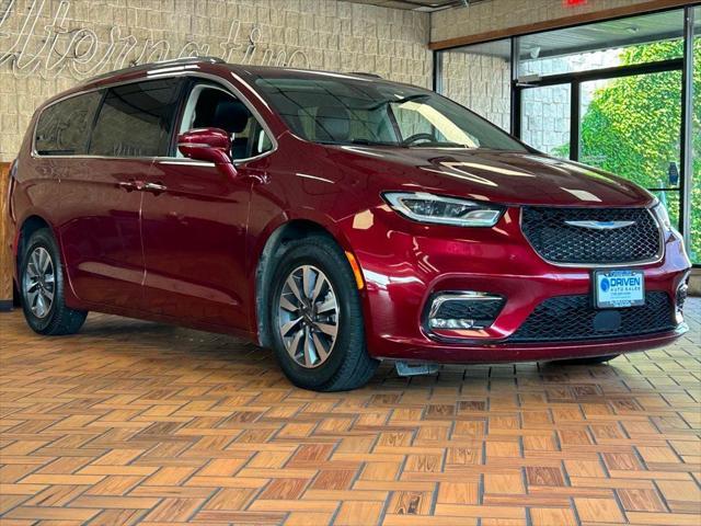 used 2021 Chrysler Pacifica Hybrid car, priced at $17,980