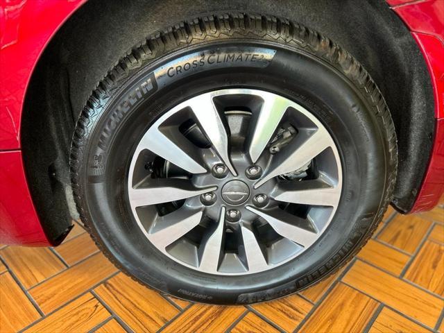 used 2021 Chrysler Pacifica Hybrid car, priced at $17,980