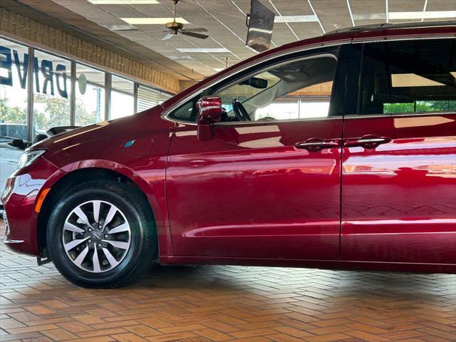 used 2021 Chrysler Pacifica Hybrid car, priced at $17,980