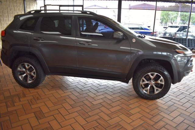 used 2015 Jeep Cherokee car, priced at $12,980