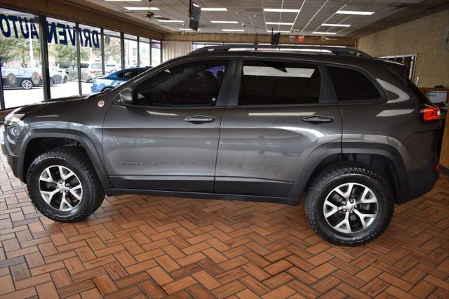 used 2015 Jeep Cherokee car, priced at $12,980