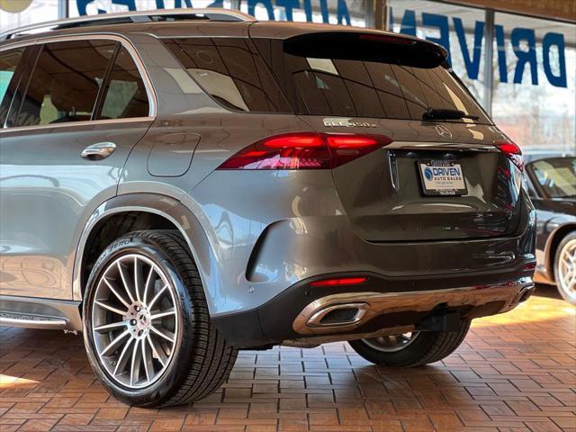 used 2024 Mercedes-Benz GLE 450 Plug-In Hybrid car, priced at $59,980