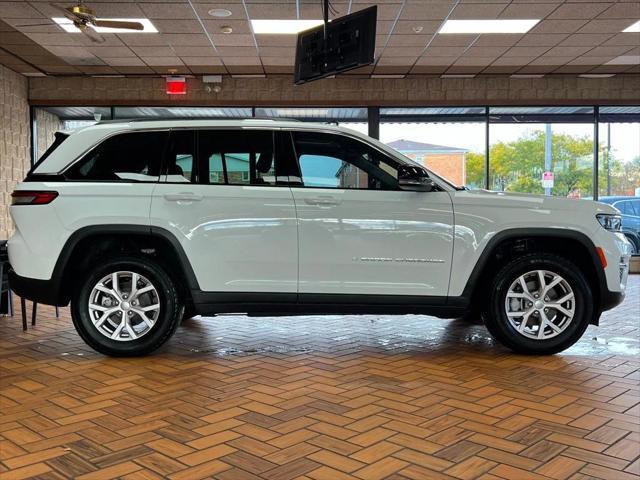 used 2022 Jeep Grand Cherokee car, priced at $32,480