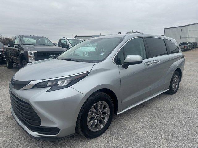 used 2024 Toyota Sienna car, priced at $38,400