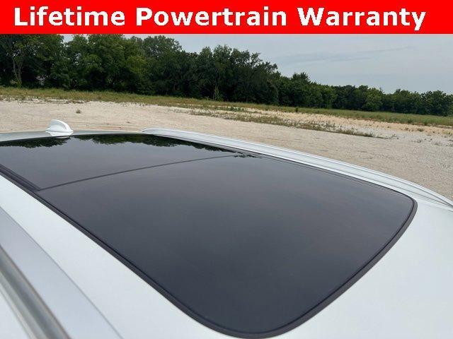 used 2020 Volvo XC40 car, priced at $20,700