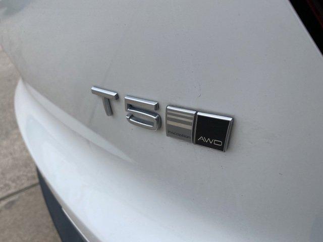 used 2020 Volvo XC40 car, priced at $22,700