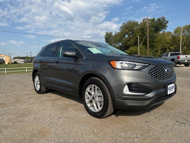 used 2024 Ford Edge car, priced at $29,200