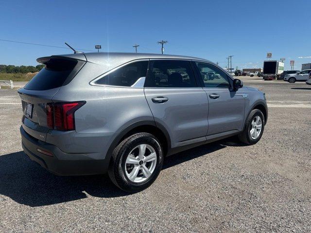 used 2023 Kia Sorento car, priced at $25,400