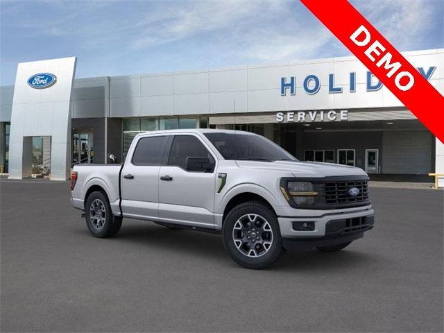 new 2024 Ford F-150 car, priced at $38,945