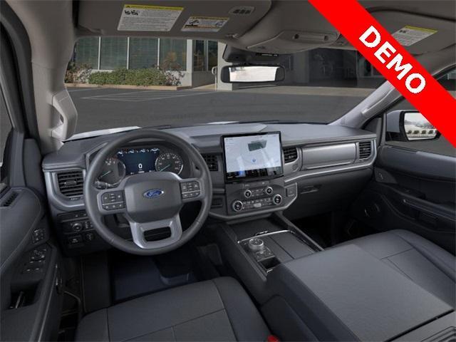 new 2024 Ford Expedition car, priced at $53,987