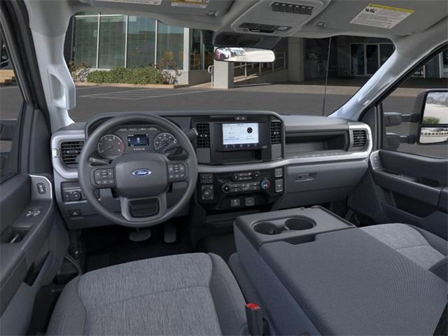 new 2025 Ford F-350 car, priced at $71,420