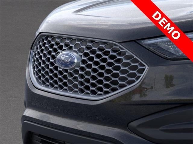 new 2024 Ford Edge car, priced at $31,495