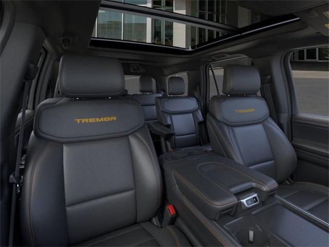 new 2025 Ford Expedition car, priced at $81,995
