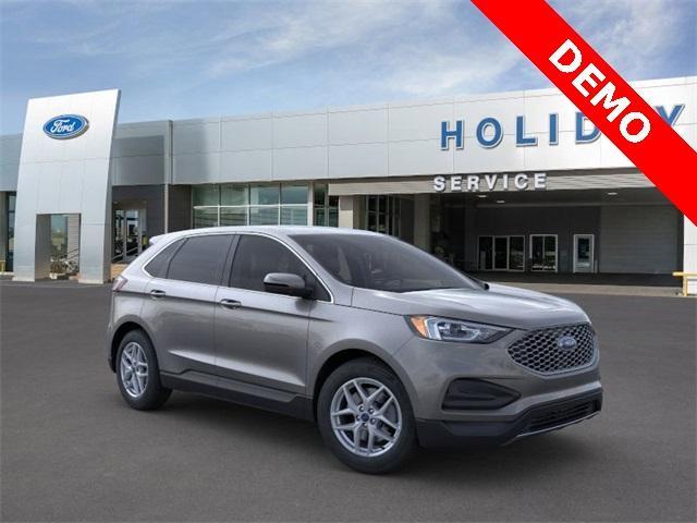 new 2024 Ford Edge car, priced at $32,295