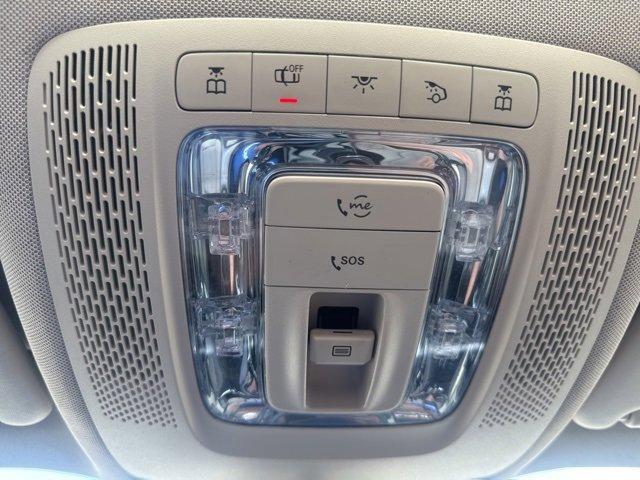 used 2021 Mercedes-Benz GLB 250 car, priced at $25,800