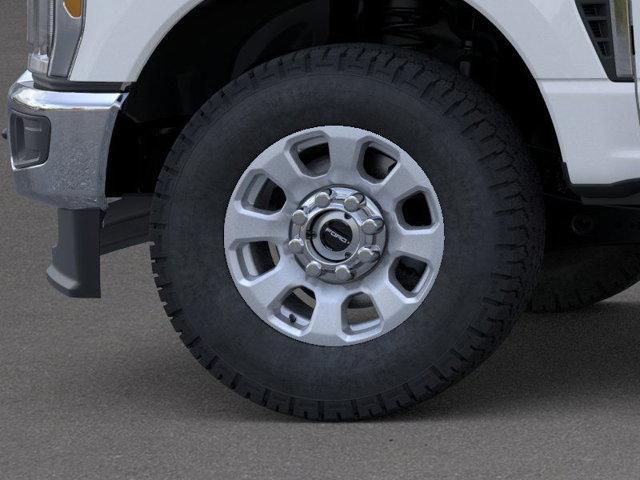 new 2025 Ford F-250 car, priced at $72,670