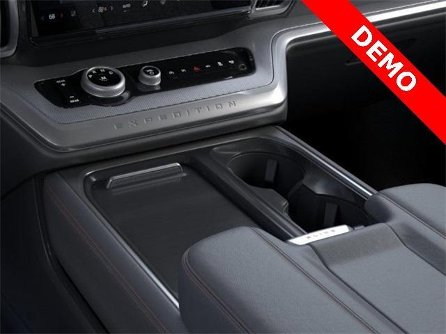 new 2025 Ford Expedition car, priced at $62,995