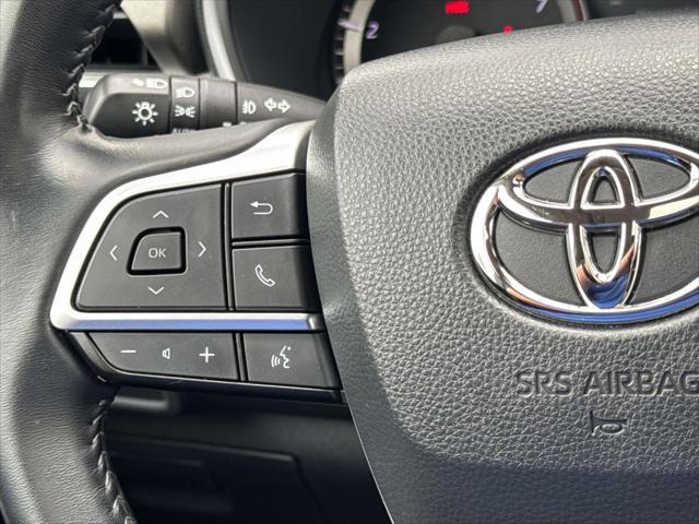 used 2023 Toyota Highlander car, priced at $37,994