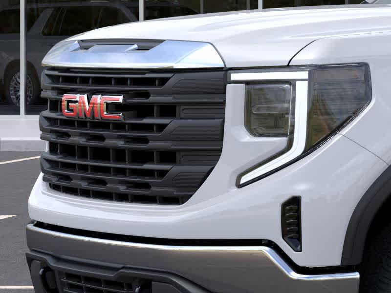 new 2025 GMC Sierra 1500 car, priced at $44,428