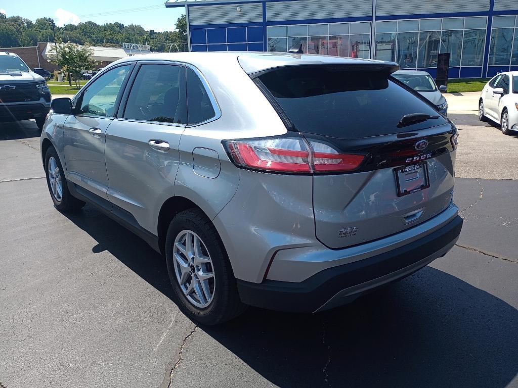 used 2024 Ford Edge car, priced at $26,996