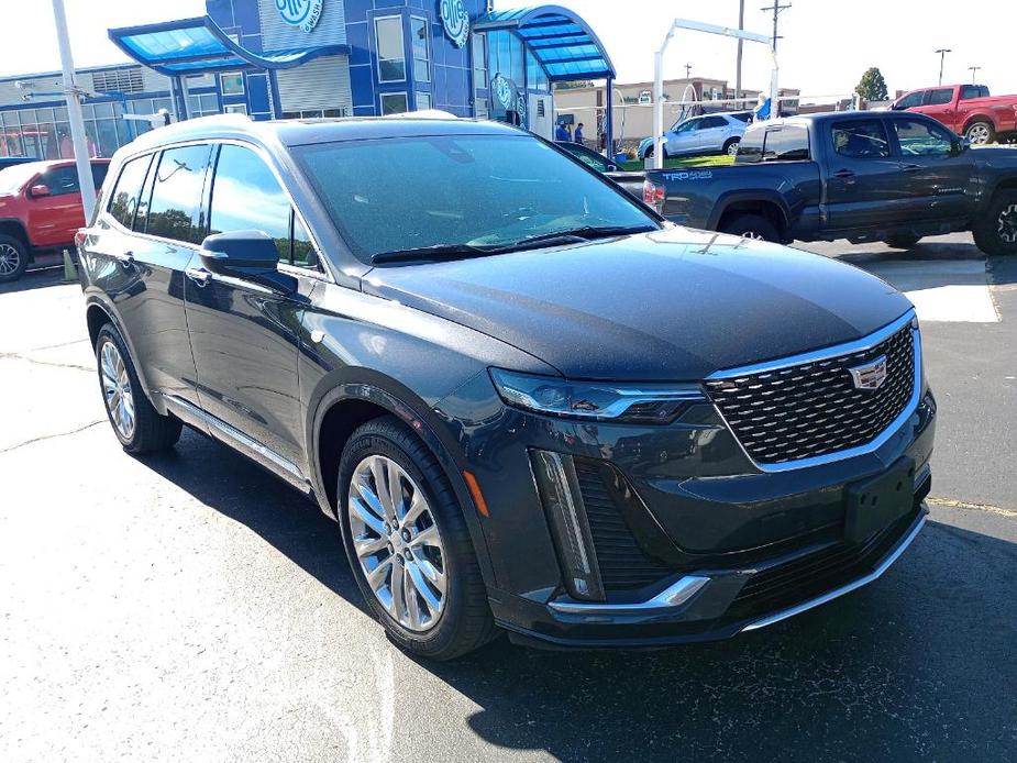 used 2021 Cadillac XT6 car, priced at $35,999