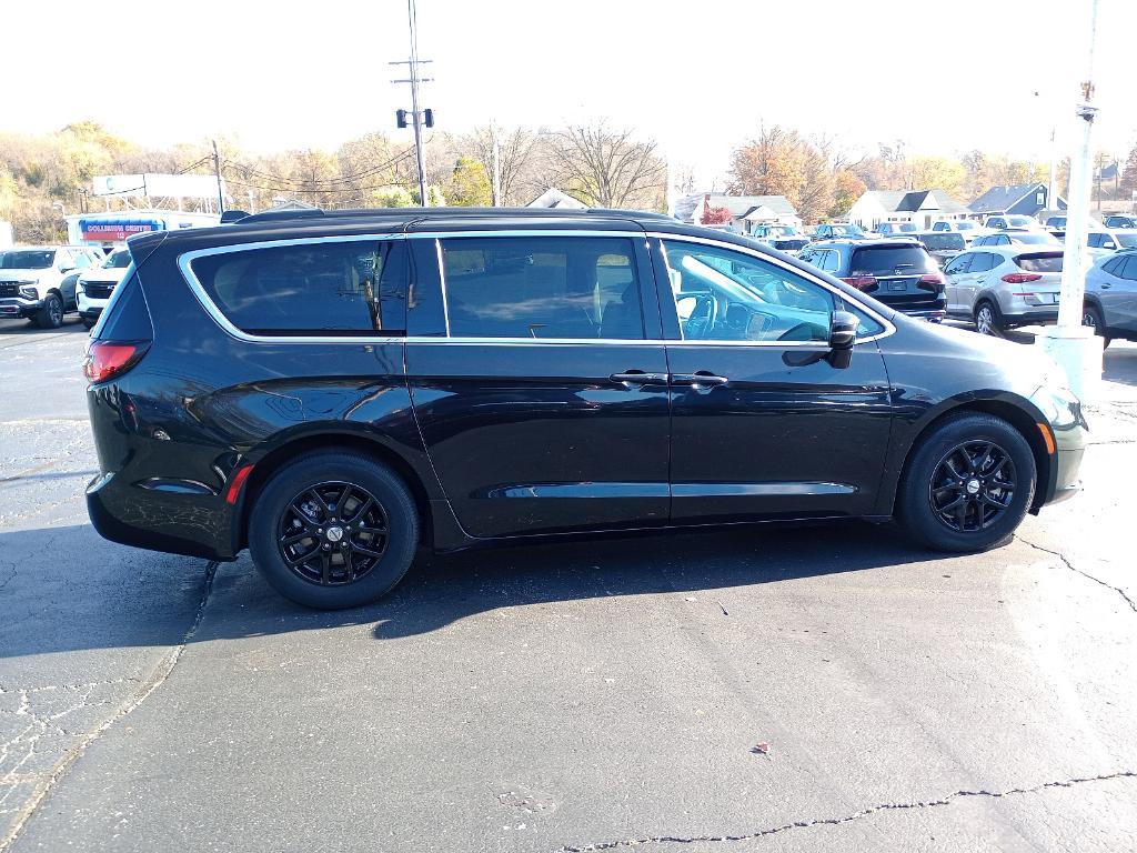 used 2022 Chrysler Pacifica car, priced at $25,995