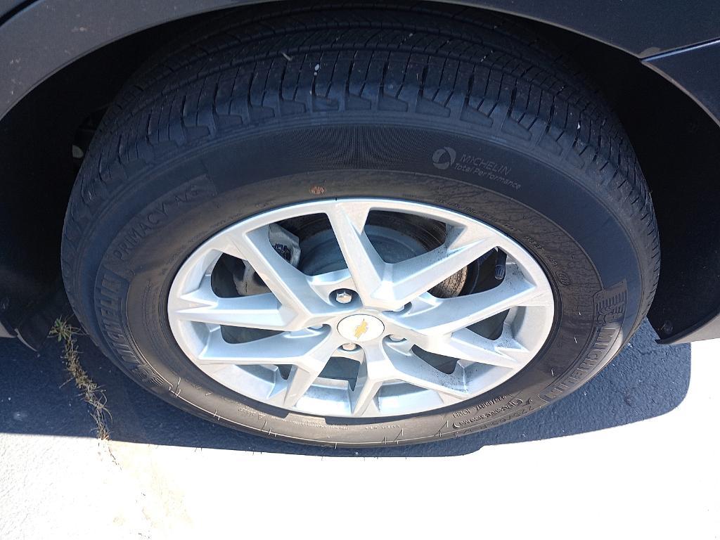 used 2023 Chevrolet Equinox car, priced at $25,995