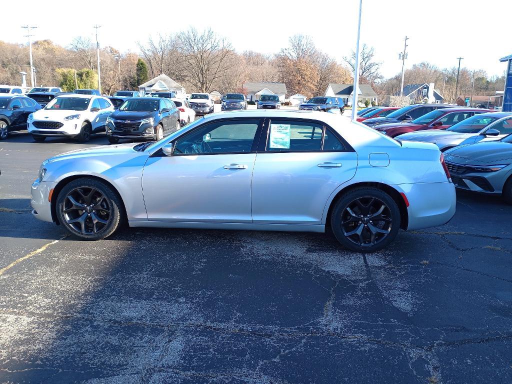 used 2022 Chrysler 300 car, priced at $25,995