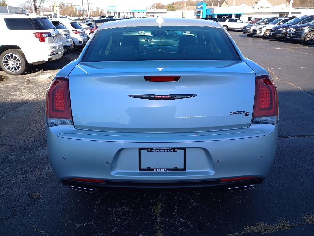 used 2022 Chrysler 300 car, priced at $25,995