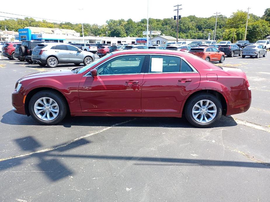 used 2023 Chrysler 300 car, priced at $26,995