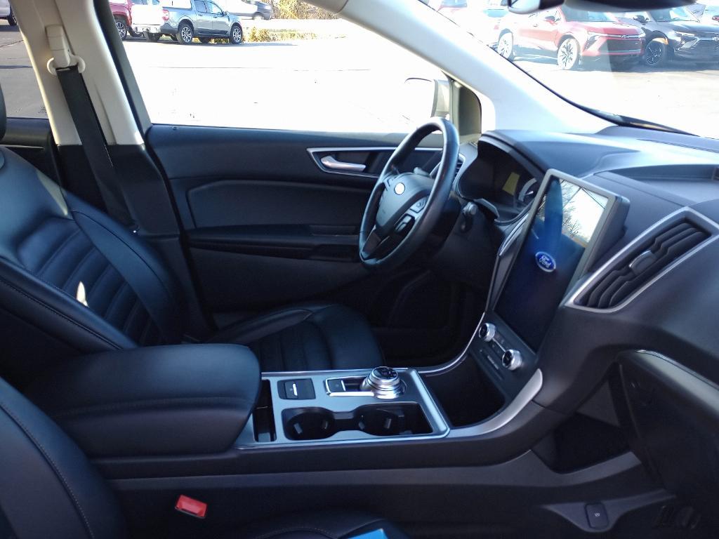 used 2022 Ford Edge car, priced at $25,995