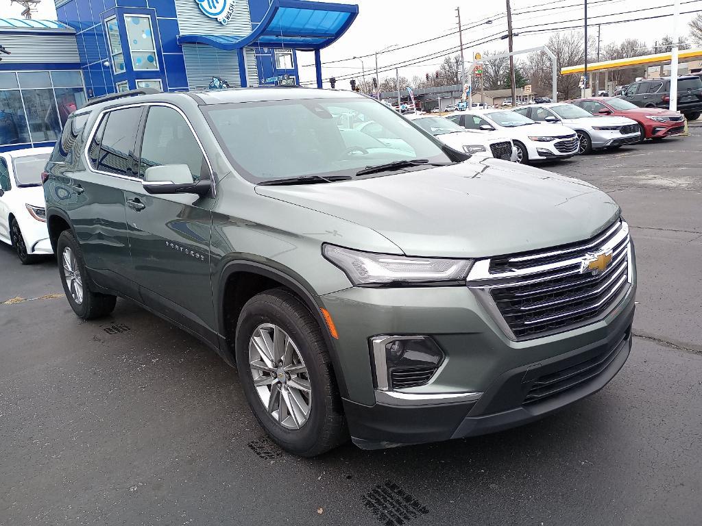 used 2023 Chevrolet Traverse car, priced at $28,990