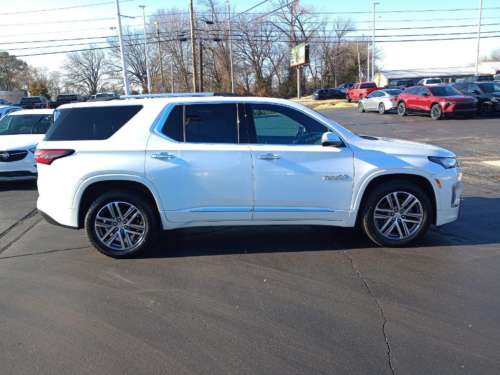 used 2022 Chevrolet Traverse car, priced at $36,995