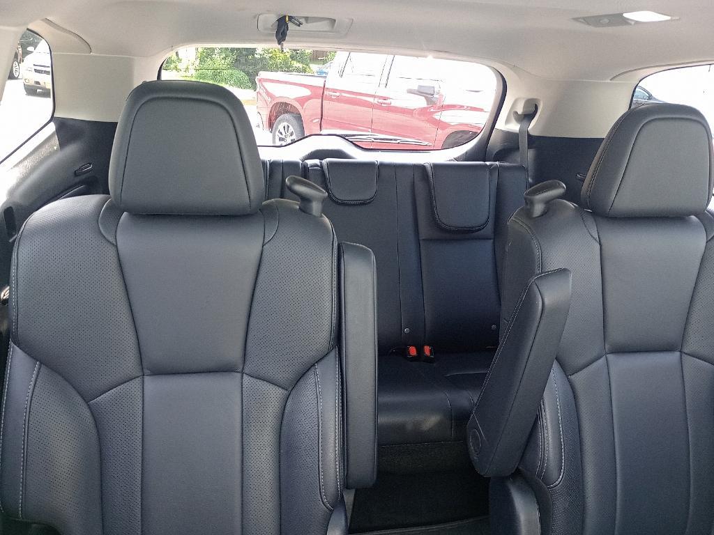 used 2022 Subaru Ascent car, priced at $27,995