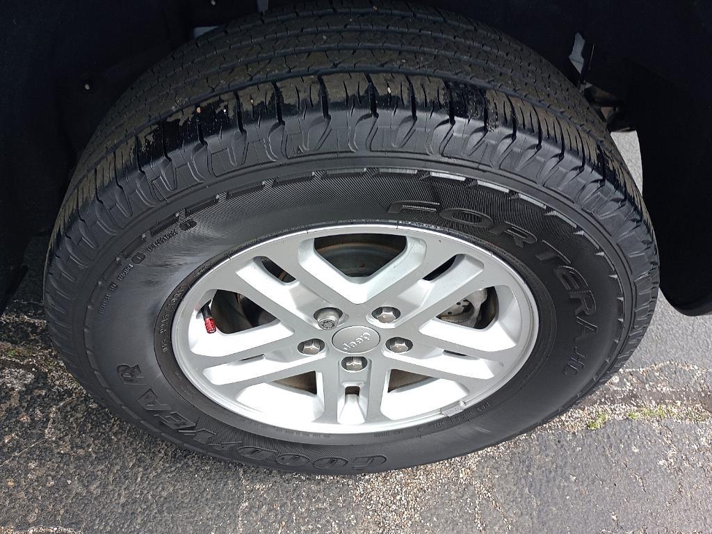 used 2022 Jeep Grand Cherokee car