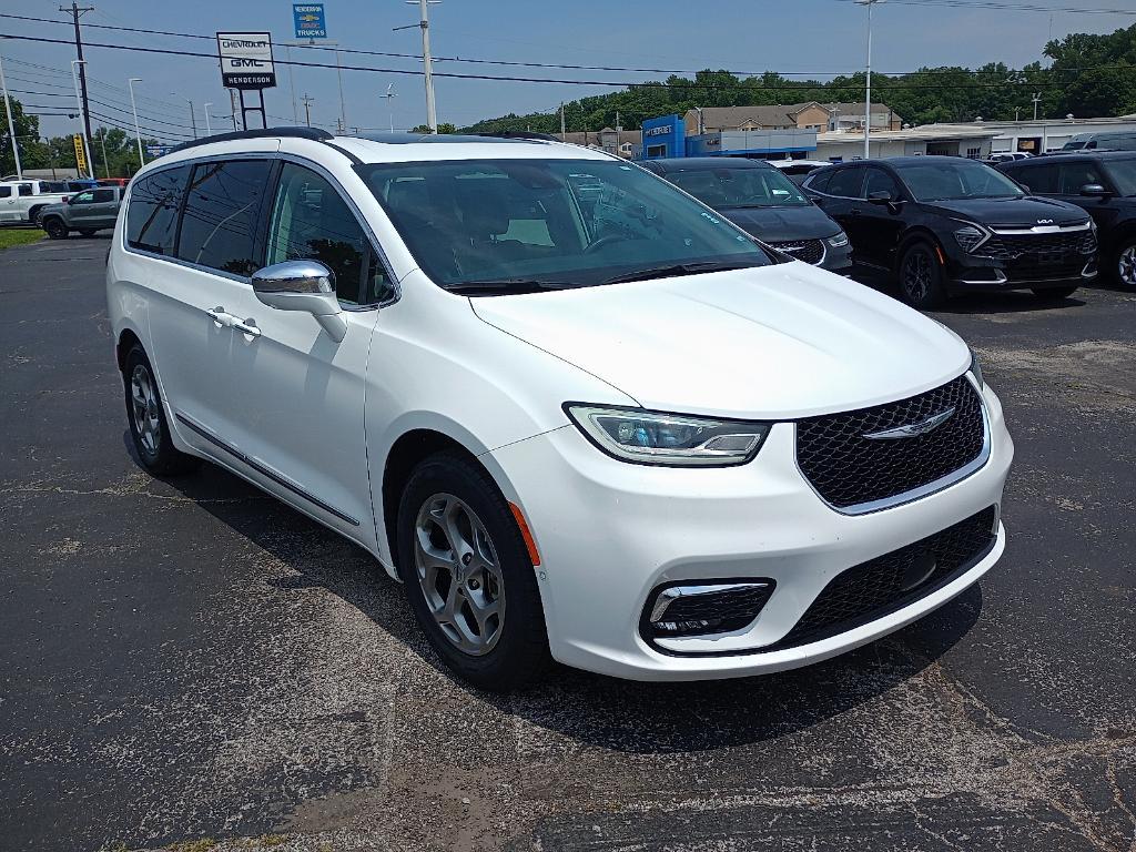 used 2022 Chrysler Pacifica car