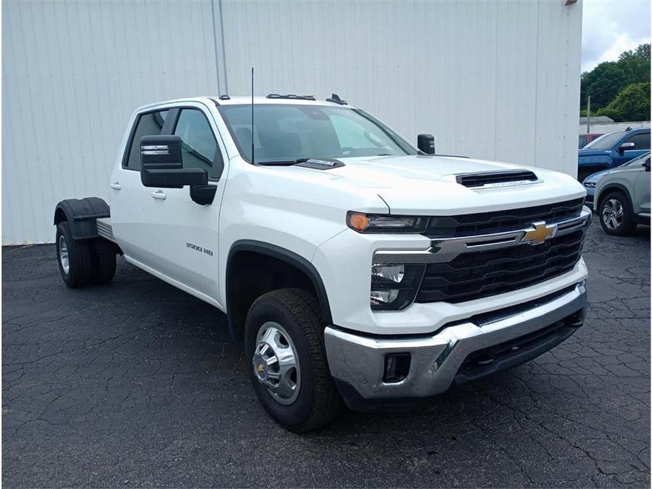 used 2024 Chevrolet Silverado 3500 car, priced at $55,990