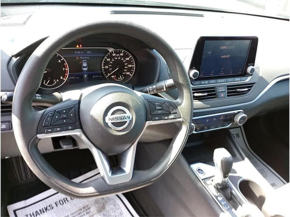used 2022 Nissan Altima car, priced at $25,995
