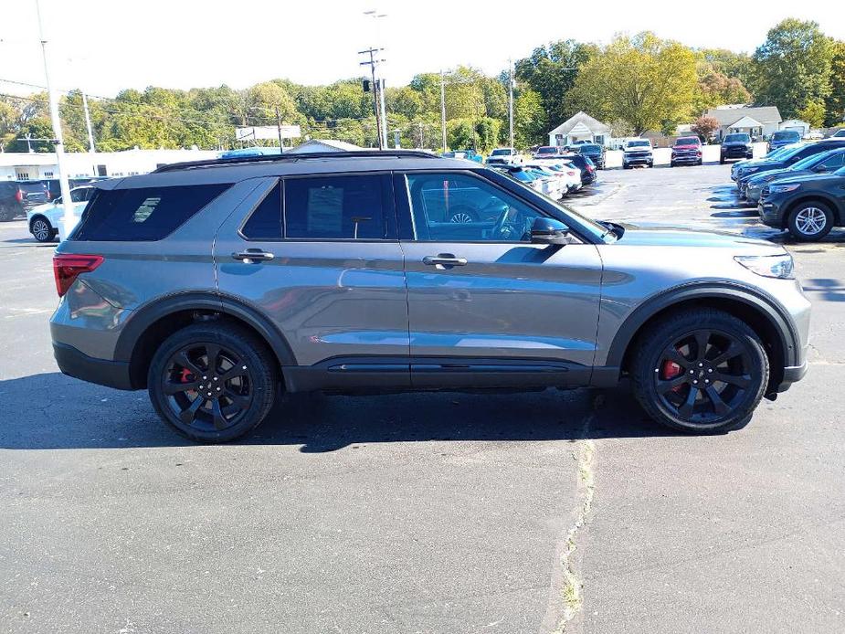 used 2022 Ford Explorer car, priced at $39,995