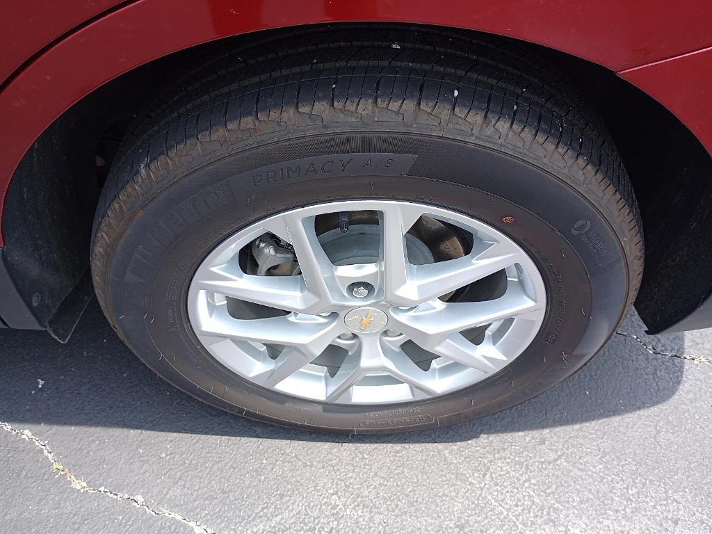 used 2023 Chevrolet Equinox car, priced at $25,995