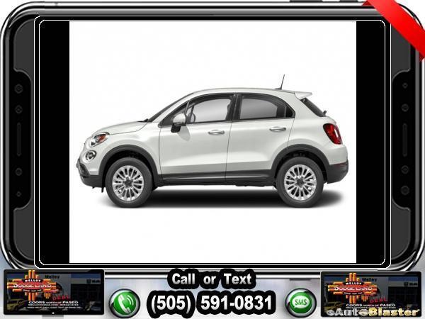 new 2023 FIAT 500X car