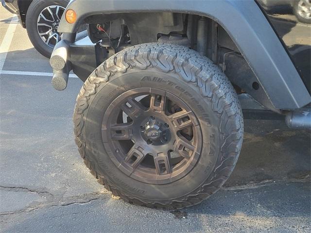 used 2014 Jeep Wrangler Unlimited car, priced at $15,961