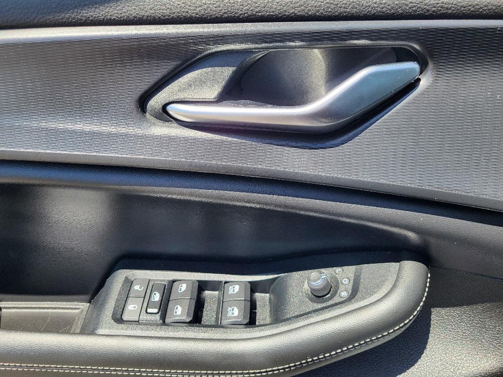 used 2023 Jeep Grand Cherokee car, priced at $32,327