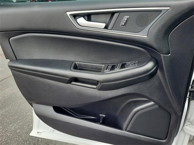 used 2022 Ford Edge car, priced at $18,301